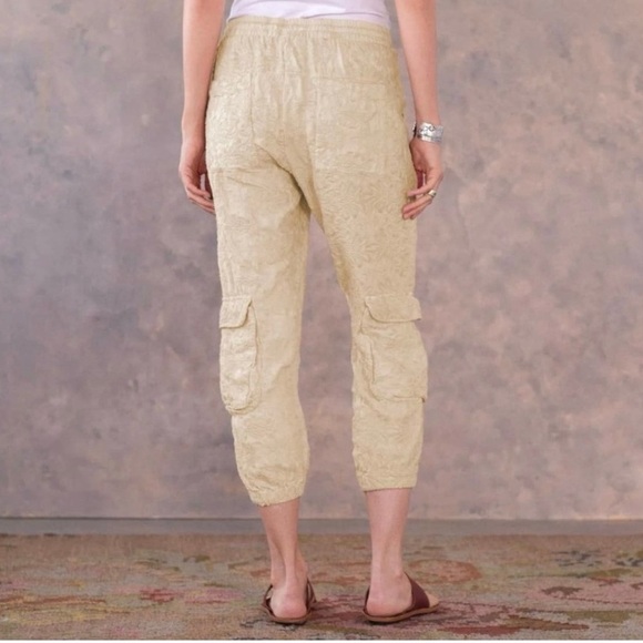 Johnny Was Love Pull On Embroidered Cargo Pants - Off White/Cream - Size Small - Picture 2 of 16